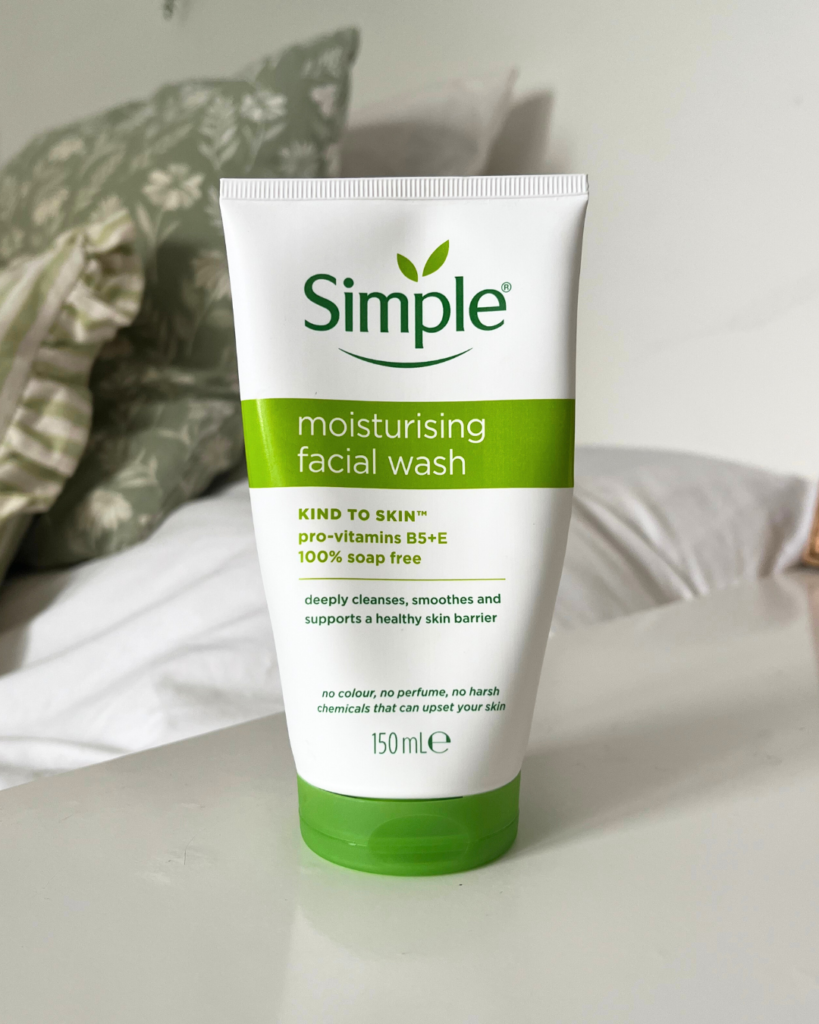 moisturising facial wash